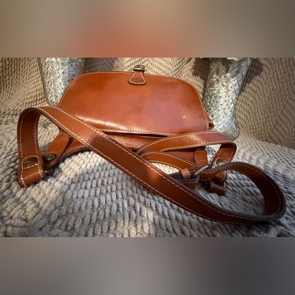 Patricia Nash London Saddle Bag Leather Crossbody Tan Tooled Vintage Style - Picture 3 of 8